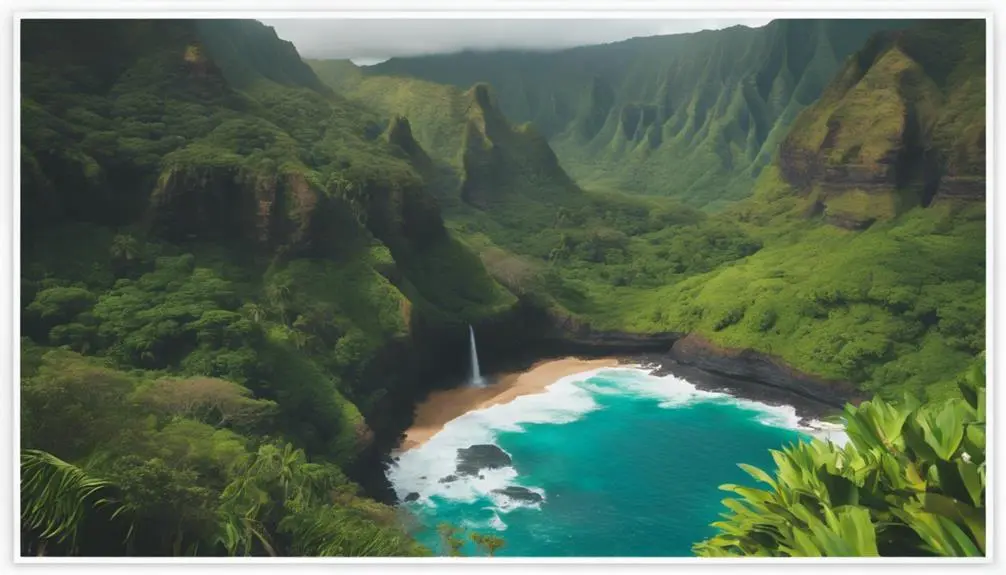 hiking to hanakapiai falls